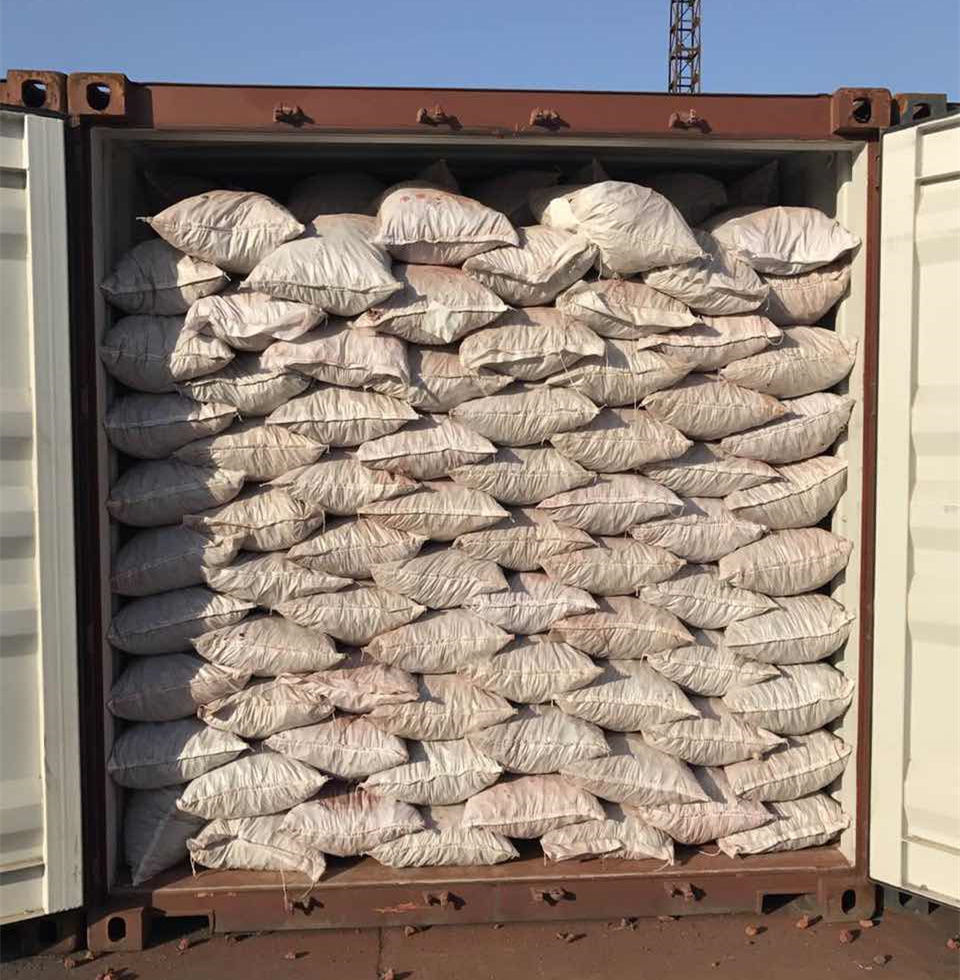 Container đóng thùng các-tông cà phê xay khoảng 12kg xuất khẩu FCL